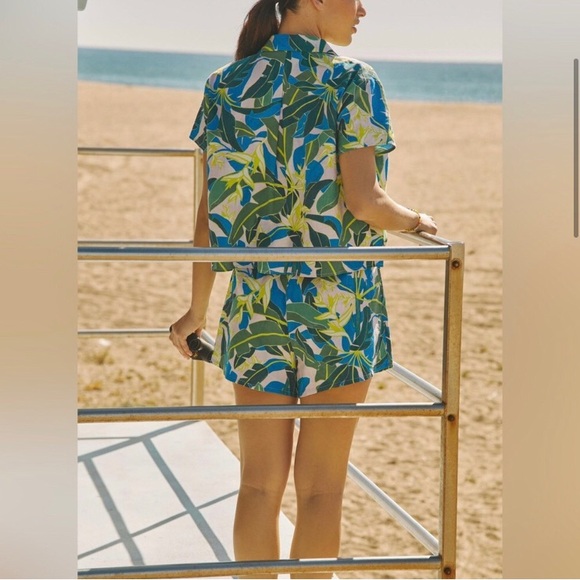 FARM Rio Cropped Button Down Top - Picture 5 of 9